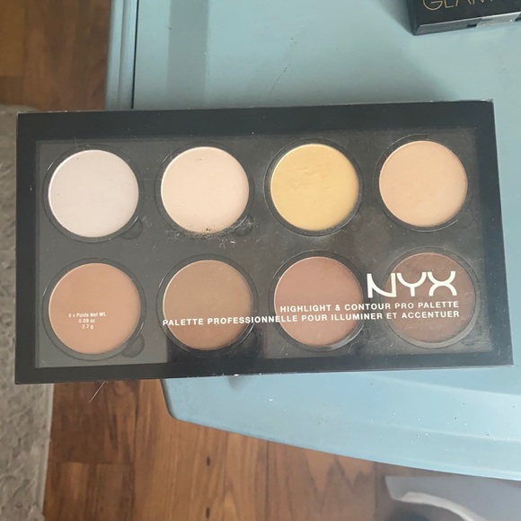 NYX Other - Nyx highlight and contour pro palette